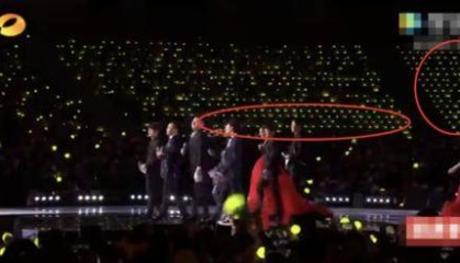  跨年大战火星撞地球引爆观众席