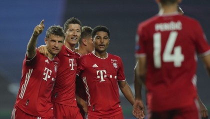  德甲霸主拜仁连胜，卫冕之路势不可挡  