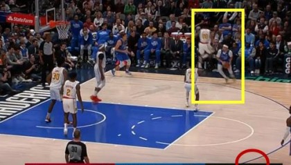  老将压哨三分绝杀，主场球迷陷入沸腾