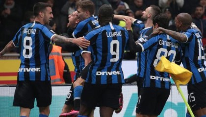  意甲争冠关键战，尤文图斯绝杀国米