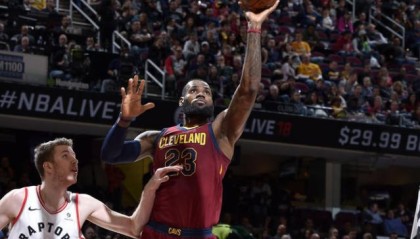  康利关键助攻爵士加时险胜森林狼