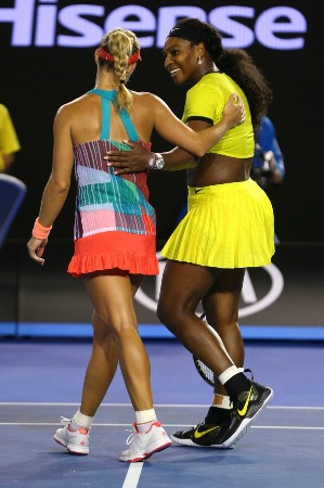  小威廉姆斯复出首秀，澳网赛场再现黑珍珠风采