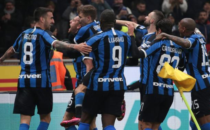  意甲争冠关键战，尤文图斯绝杀国米