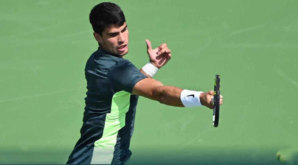  胡尔卡奇挽救破发点，长盘较量笑到最后