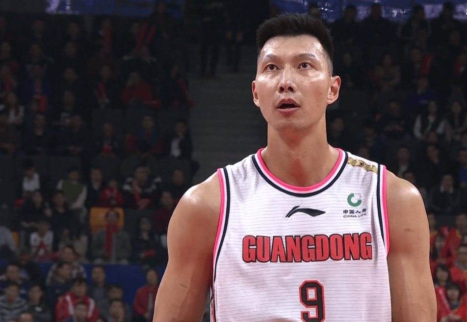  草根球队圆梦记，业余选手击败职业队