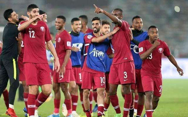  国足世预赛力克劲旅，晋级希望重燃  